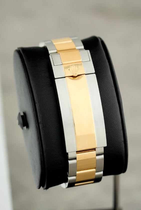 GMT-Master II Rolesor Yellow and black ceramic
