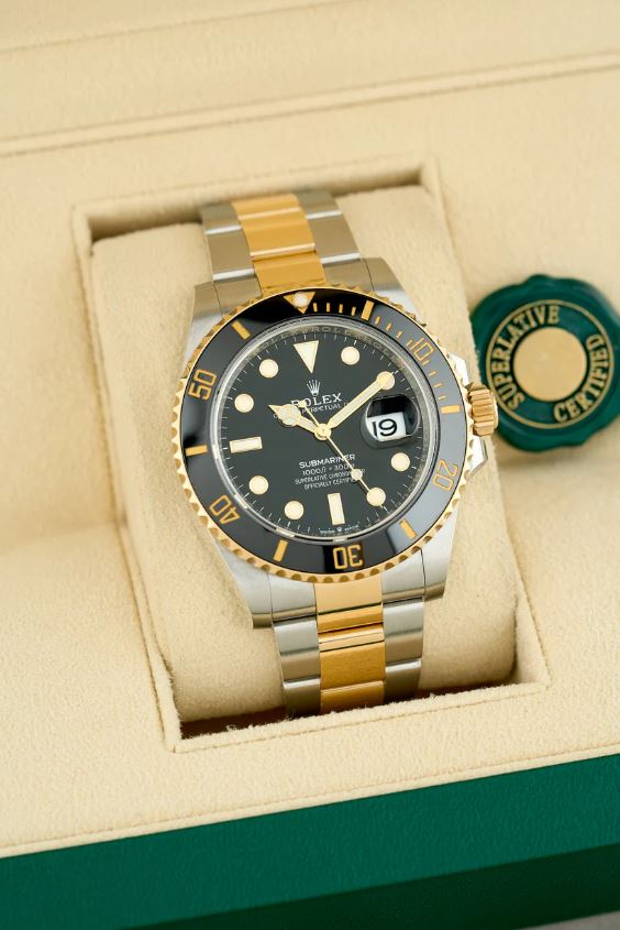 GMT-Master II Rolesor Yellow and black ceramic